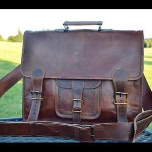 All Leather Messenger Bag Unisex